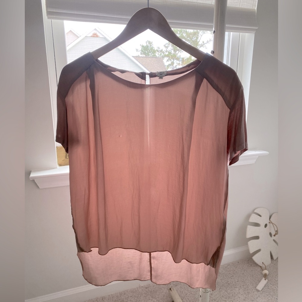 Pale pink top